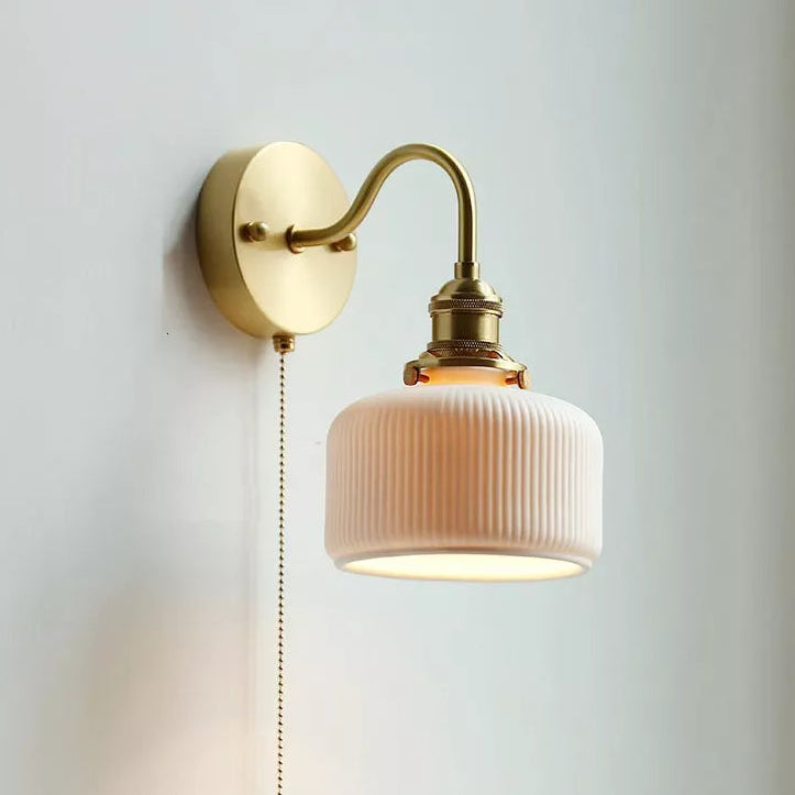 Modern Ceramic Wall Lamp With Pull Chain Switch - Stylish Lighting For Bathrooms Mirrors And